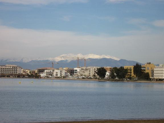 Le Canigou vu de Rosas