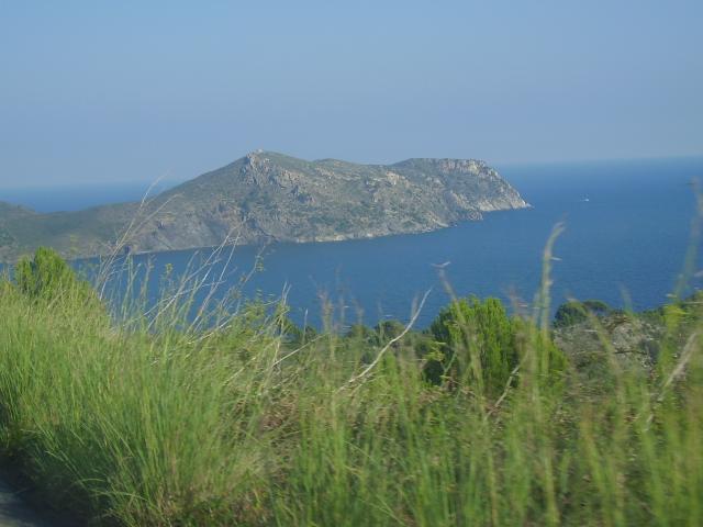 Sur la route de Monjoi