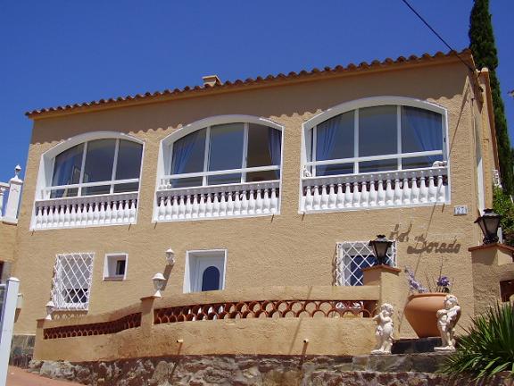 dans le quartiergrecs